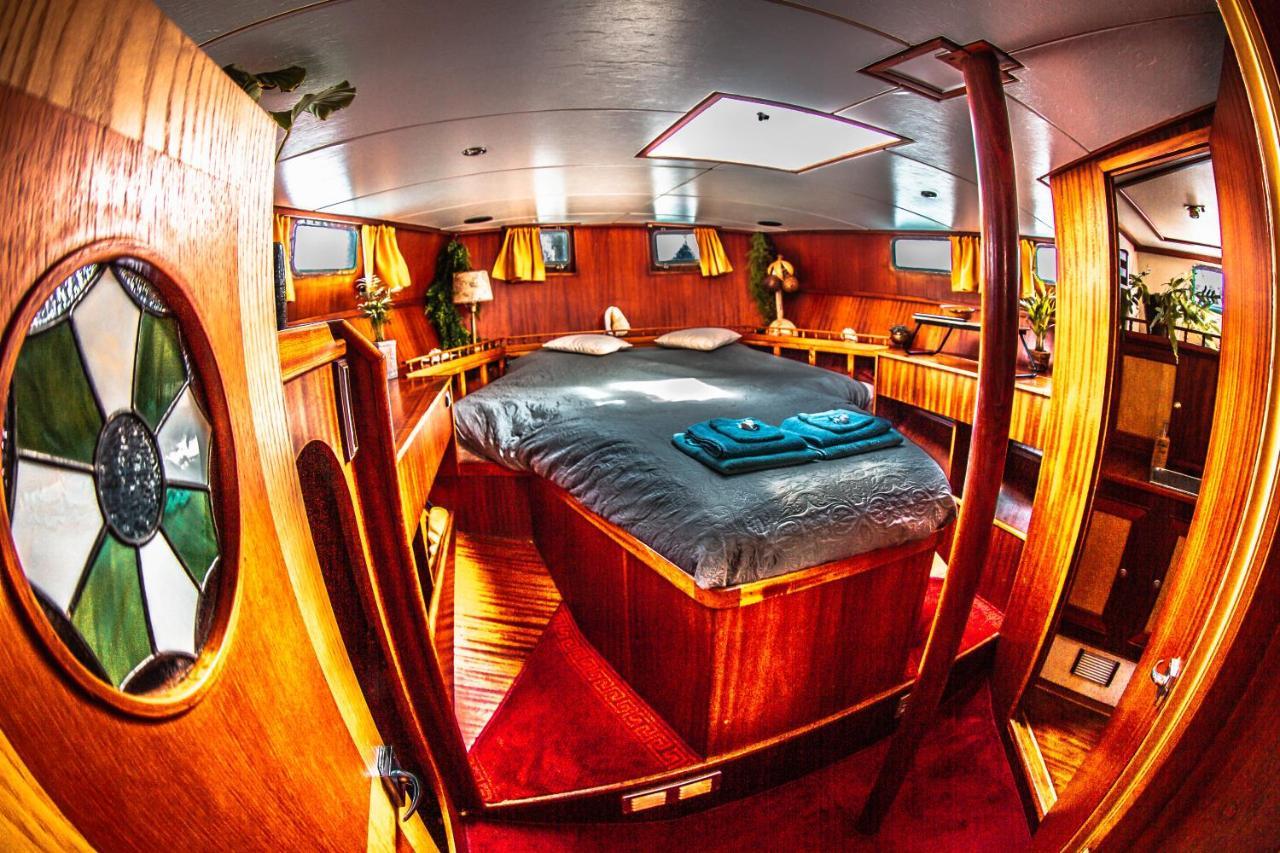 Hotel Zeilschip Lucia Vlissingen Esterno foto